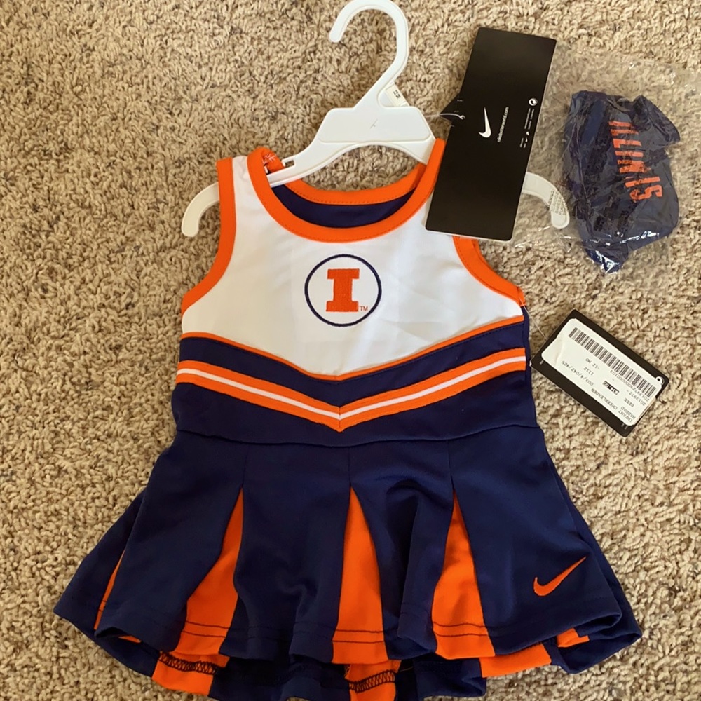 Nike Baby girls Illinois cheerleader set 12 m